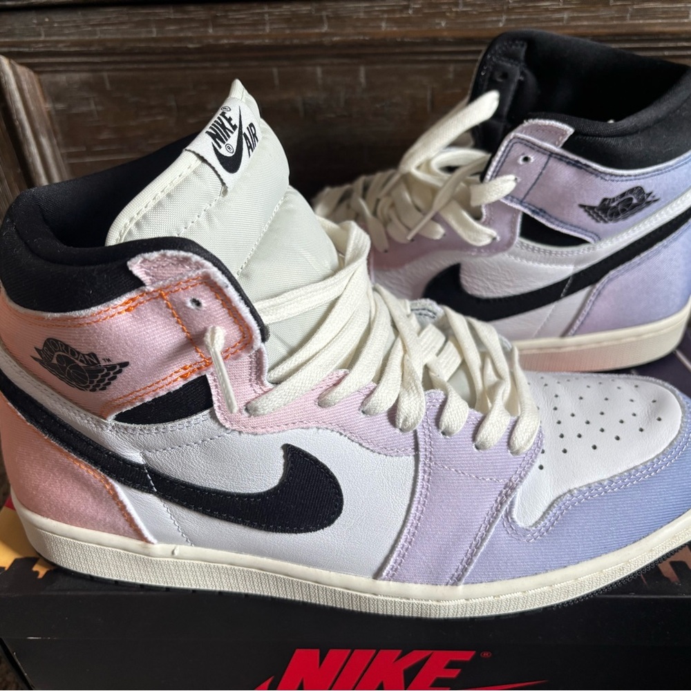 Nike Jordan 1 Retro High OG Skyline Size 12